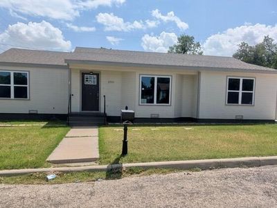 2101 W Concho Ave
