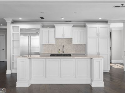2881 Peachtree Rd NE APT 2103