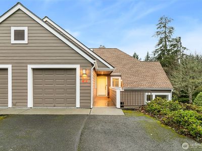 60 Fairway Lane #C