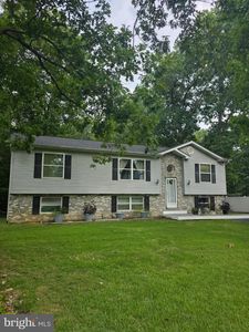 12120 Long Wolf Ln