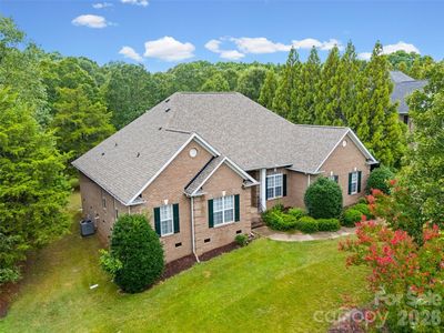 8809 Nellie Ln