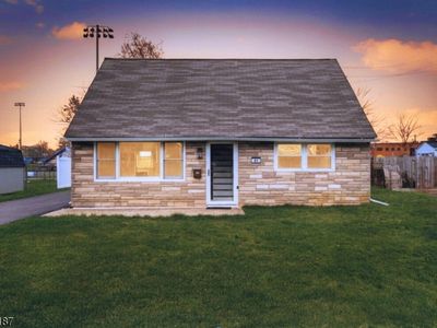 22 Farrell Ave