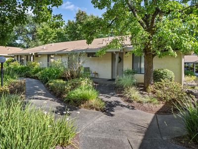 429 7th Street W