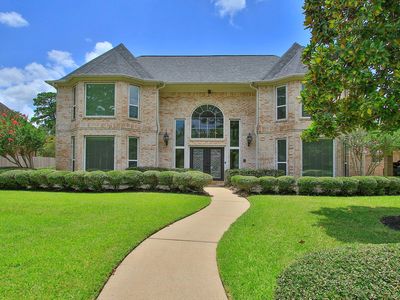 17707 Forest Park Ln