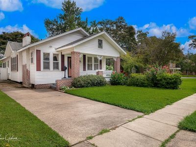 412 Forest Ave