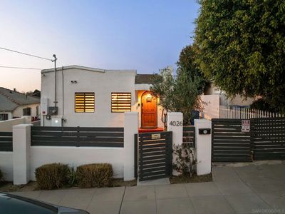 4026 Marine View Ave