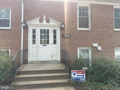 754 Quince Orchard Blvd #P-2