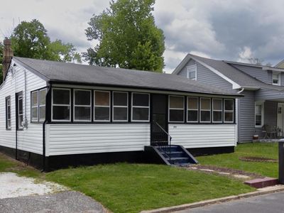 213 W Lake Ave