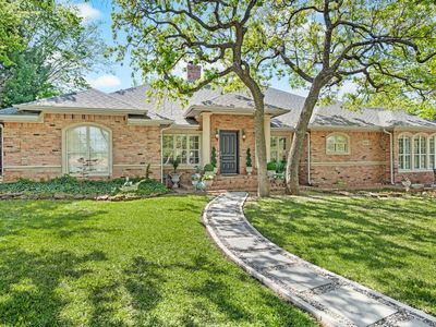 3716 Oakwood Dr
