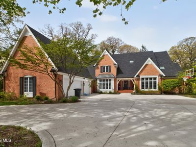 2709 Westchester Rd