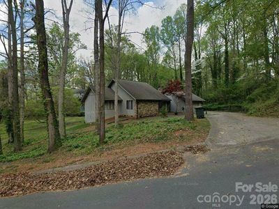 216 Brentwood Cir