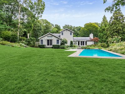 45 Hedge Row Ln