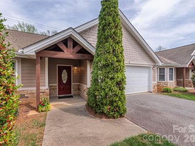 Property at 8 Kaylor Dr, Arden, NC