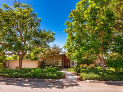 661 N Valley Vista Dr