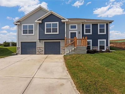 607 Foxglove Ln