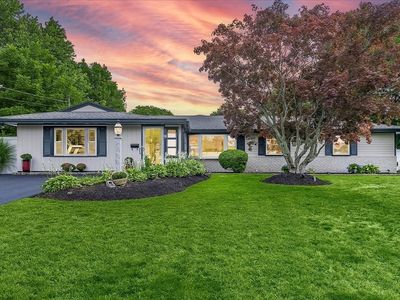 9 Algonquin Rd