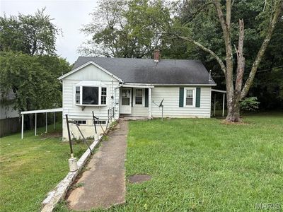Property at 419 N Shawnee Blvd, Jackson, MO