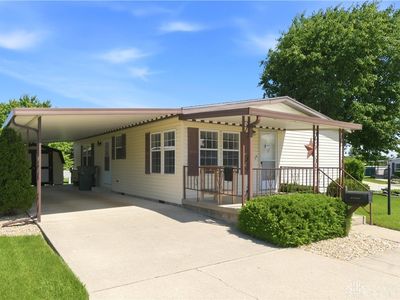 306 Village Ct