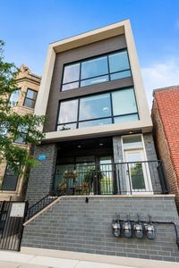 1217 N California Ave #3