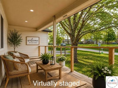 1104 Hillcrest Ln
