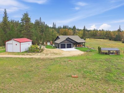 111 Log Cabin Ln