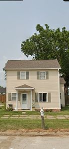 209 W Main St