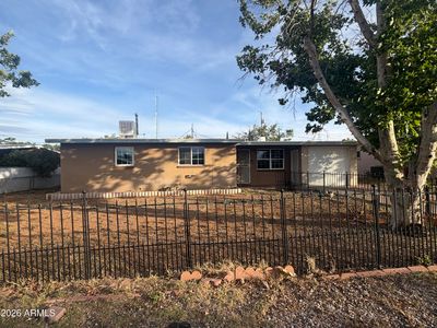 296 STEFFEN Street