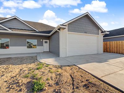 1200 Vista Ct