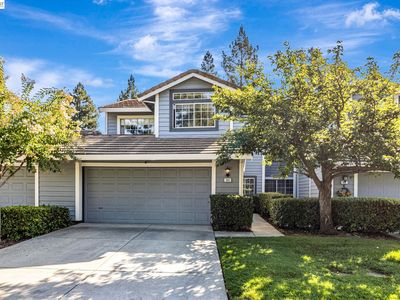 385 Kensington Cmn