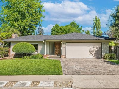 330 Hillview Dr