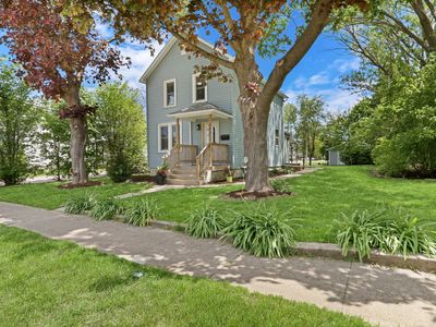 Property at 989 Victoria St, Antioch, IL