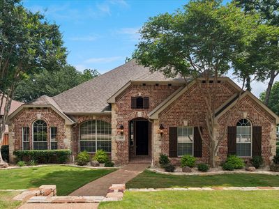 1404 Greenbriar Dr