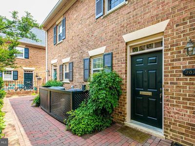 Property at 982 N Royal St, Alexandria, VA