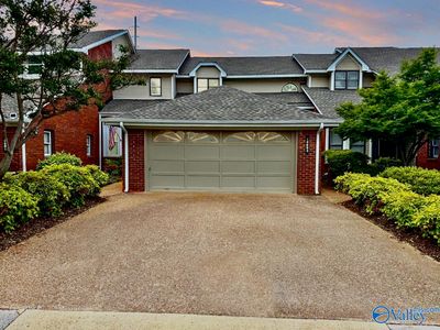 10003 Meredith Ln SE