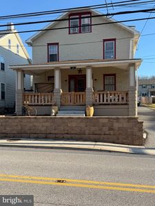 Property at 25 W Main St, Elverson, PA