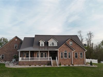 1384 Spider Ridge Rd