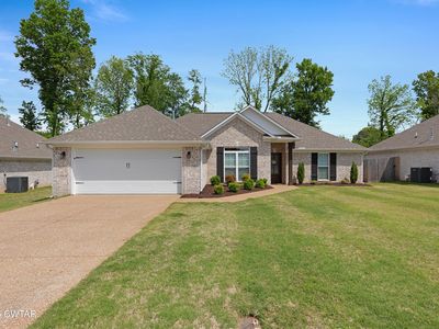 66 Golden Brooke Dr