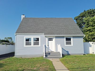 1067 Mirabelle Avenue