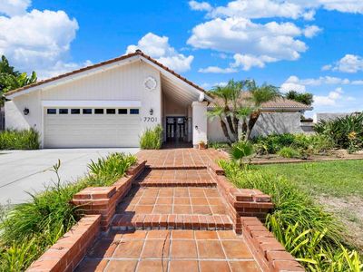 7701 Garboso Pl