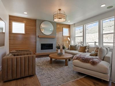 Kaya Plan, Three Hills