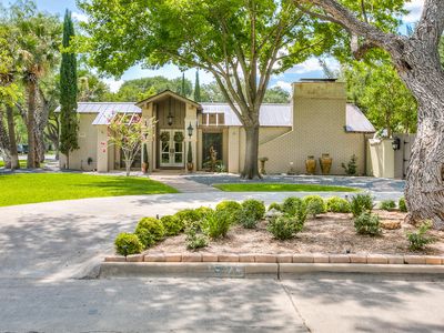 1525 Paseo De Vaca St