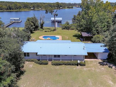 8133 Clearwater Dr