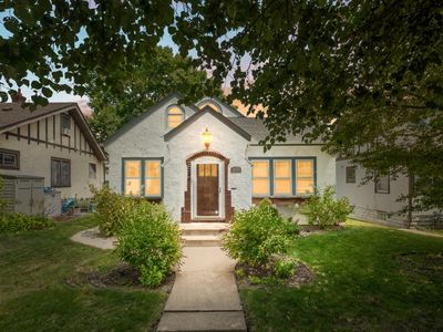 3023 Ulysses St NE