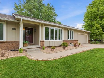 2245 N Longwood Cir