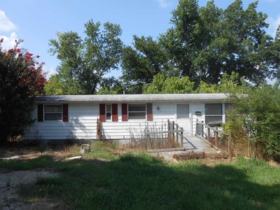 12016 Macon Rd