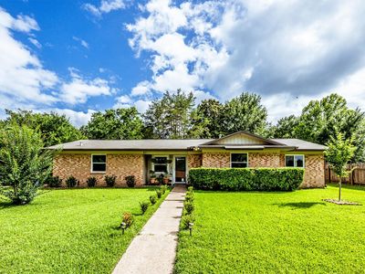 2202 Easley Cir