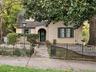 1003 Prospect Ave