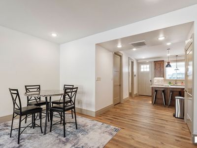 908 S Lincoln Ave #4