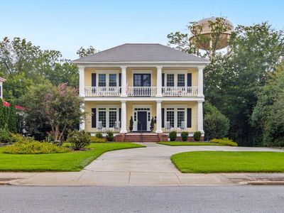 802 N Main St