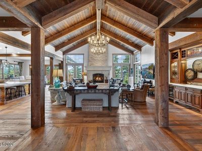 375 Timbercreek Ct
